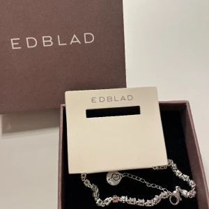 Armband - Ett superfint helt nytt armband från edblad✨ Armbandet är i äkta silver! Nypris: 599kr Kontakta mig för fler bilder/ frågor!