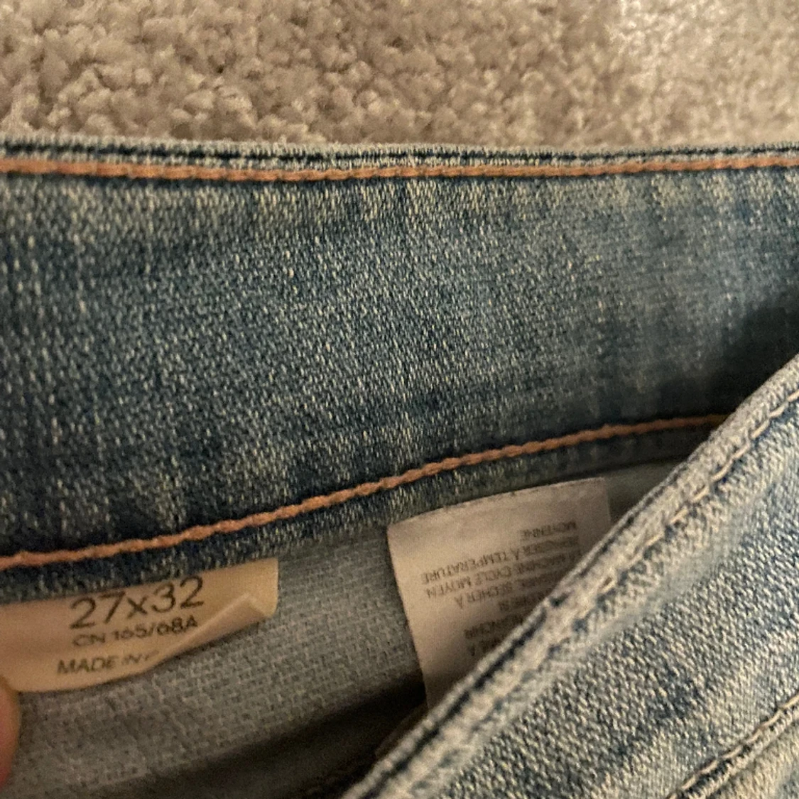 Ett par skitsnygga lågmidjade jeans - 90