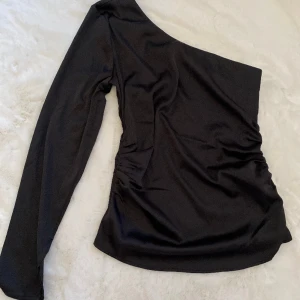 Satin topp💋 - Skitsnygg! 