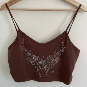 Linne - Brunt linne med små diamanter