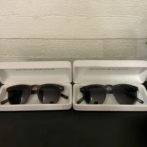 Chimi 01 grey & brown - Köpta på chimis hemsida  Nypris 1250:-  Sparsamt använda  500 kr/st  800kr för båda 