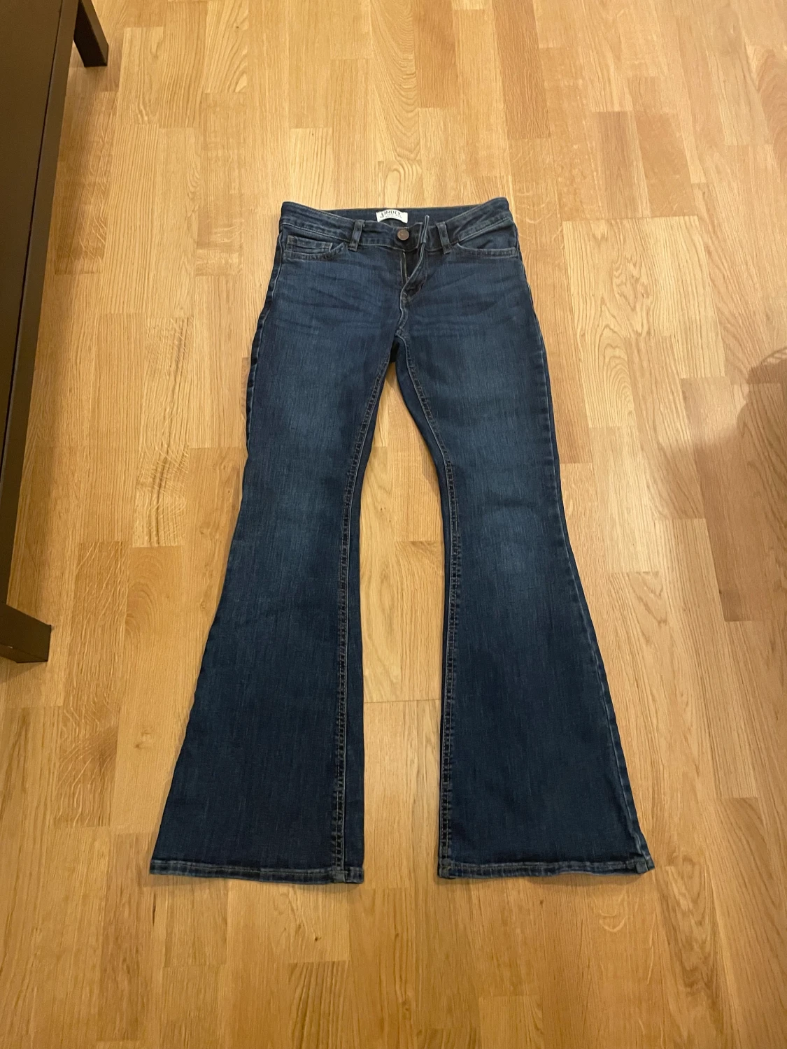 Bootcut lågmidjade jeans