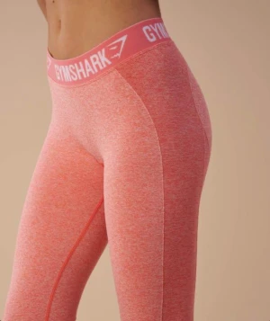 Gymshark flex  - Säljer ett par Gymshark Flex Leggings då  de är för långa på mig. Superfina och low waisted, väldigt sparsamt använda💞💞Identiska som de på bilderna, men kan skicka privata bilder också så klart! 