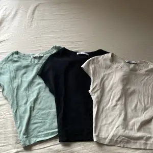 Tre stycken zara tröjor köpt för 360kr, använd ett fåtal gånger men de var för små på mig! Säljs tillsammans! MITT PRIS: 190kr 🥰🥰❤️