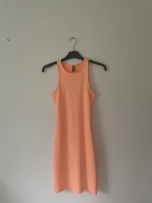 Klänning  - Super fin känning från H&M sitter super bra❤️80 kr + frakt 