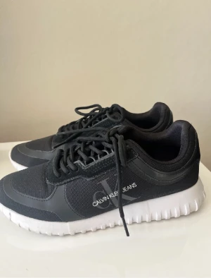 Calvin Klein skor  - Sparsam användning 