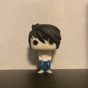 Funko Pop L - Funko Pop av L från Death Note utan kartong. Relativt bra skick, se bilderna.