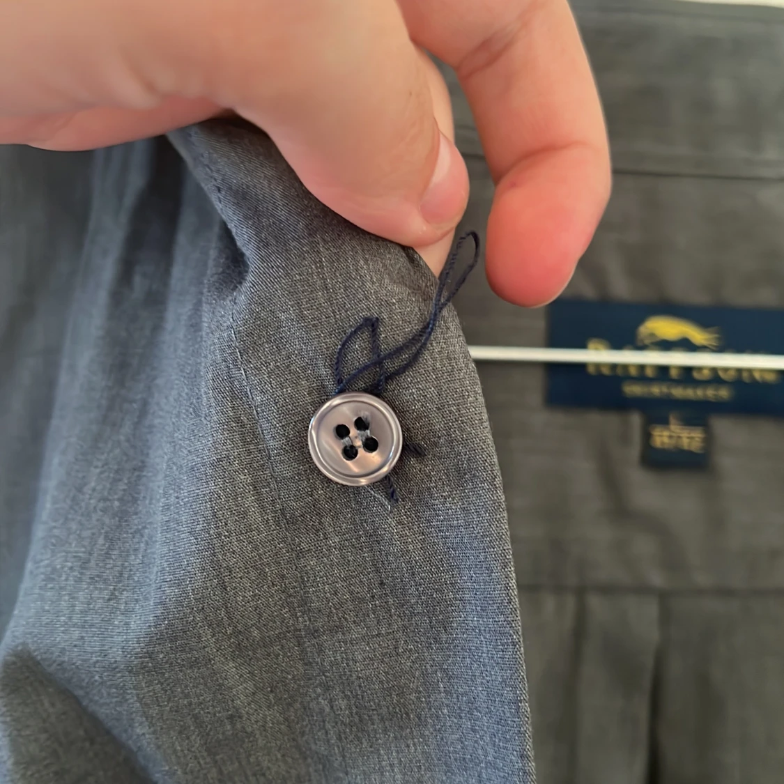 Mörkgrå skjorta - 91