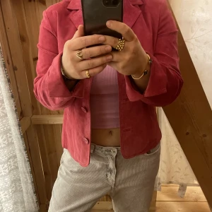 Kavaj i mocka - Rosa kavaj/jacka i mockaimitation Strl 40 Superfint skick