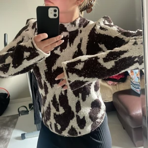 Stickad tröja - Supersnygg stickad tröja