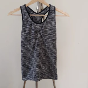 Everlast running top - Sport top with double layer for better bra support