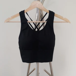 Sport bh - Sport bra with pads and cross support