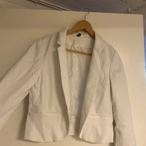 Vit croppad blazer  - Som ny!