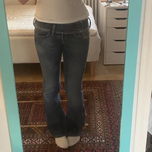 lågmidjade diesel jeans - skitsnygga lågmidjade diesel jeans!