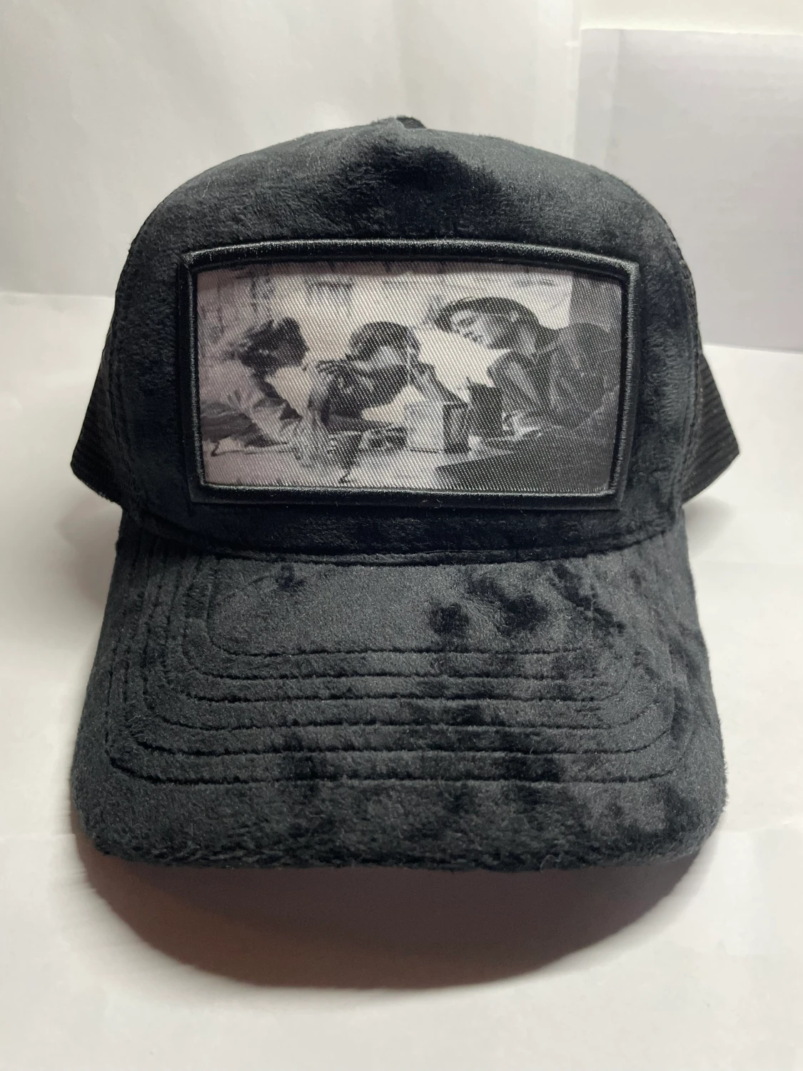 Velvet keps till sommar. Ny, oanvända och limiterad (25st)