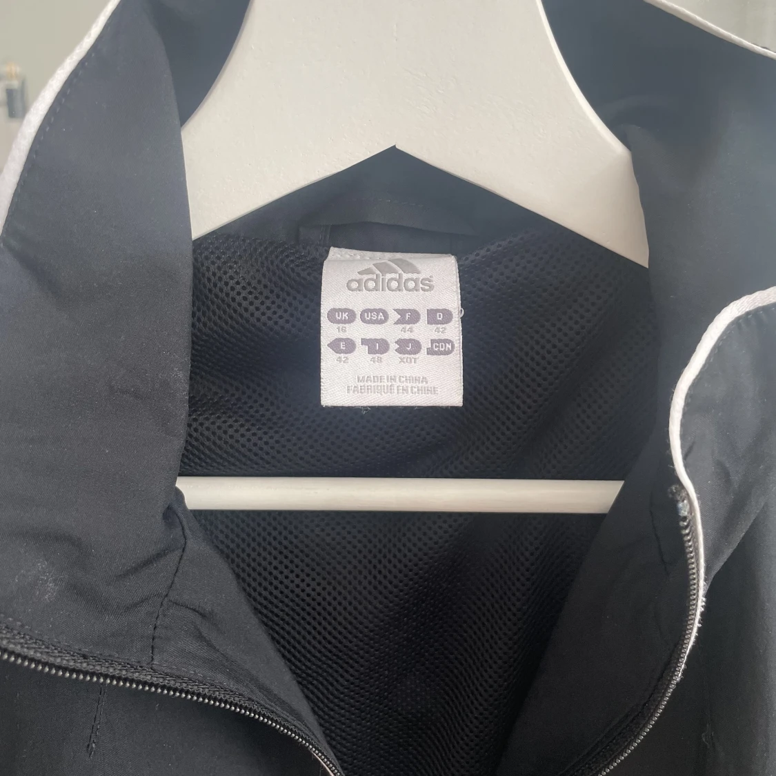 Vindjacka adidas - 91