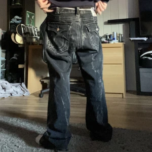 True religion  - True religion jeans  Acid washed  Strl. 42