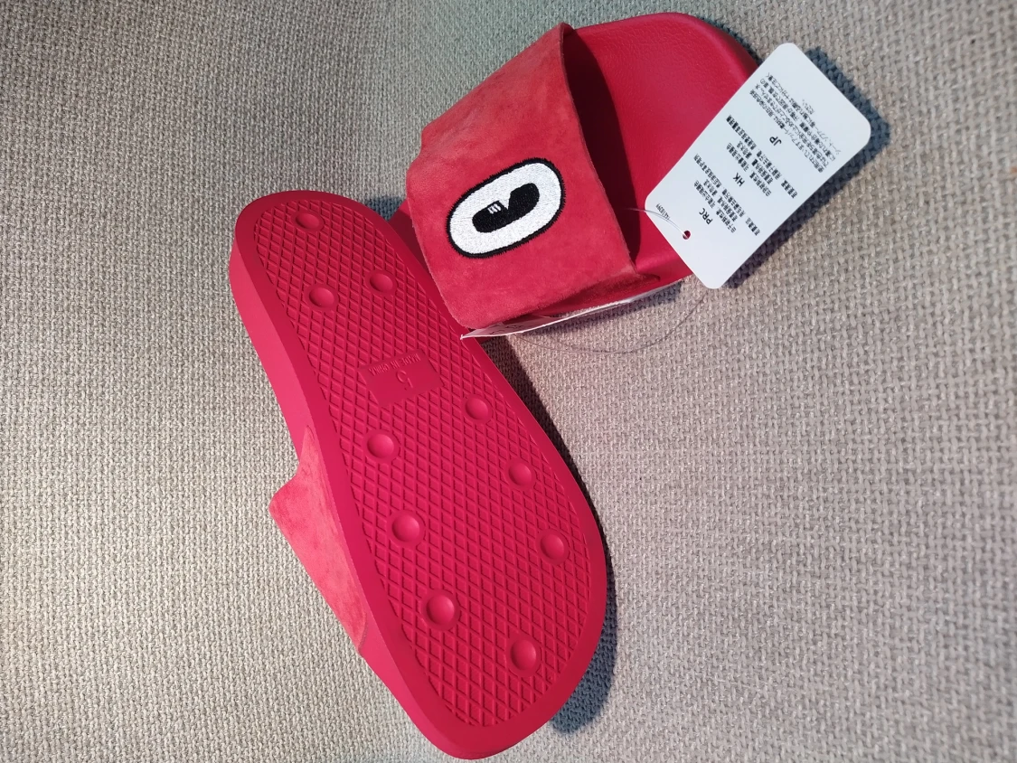 Helt nya Adidas tofflor 38  - 90