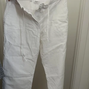 Linnebyxor  - Low waist linnebyxor ifrån bonprix, nysick