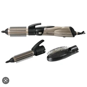 Björn axén värmeborste  - Säljer min björn axén värmeborste! Den har tre olika munstycken som skickas med! Använd två gånger! Säljer då jag inte använder den!🫶🏼🫶🏼