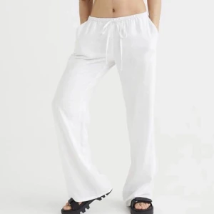 Linnebyxor - Vita linnebyxor från Hm 