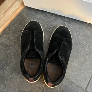 EYTYS - Eytys sneakers, stlk 39 Använda men bra skick. 