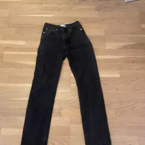 Helt nya Calvin Klein jeans storlek 31-34