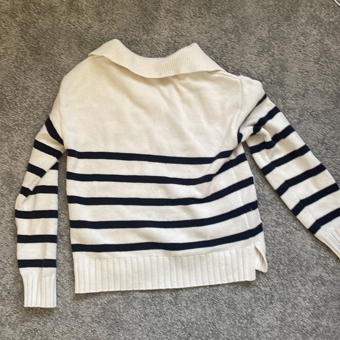 Stickad tröja  - 90