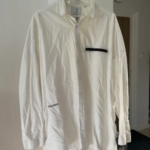 Oversized skjorta  - Inte mycket använd så i bra skick