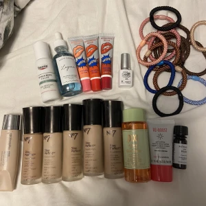 Smink - Massa olika smink, man kan få gratis frakt vid köp över 50 kr🫶🏼