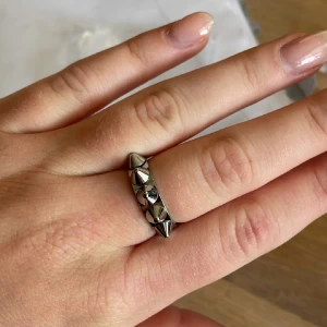 Edblad ring  - Helt ny Edblad ring i storlek 17,5 mm, hör av er vid frågor 💕