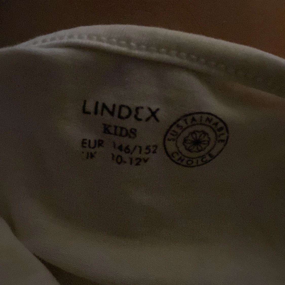 Långärmad vit tröja - 91