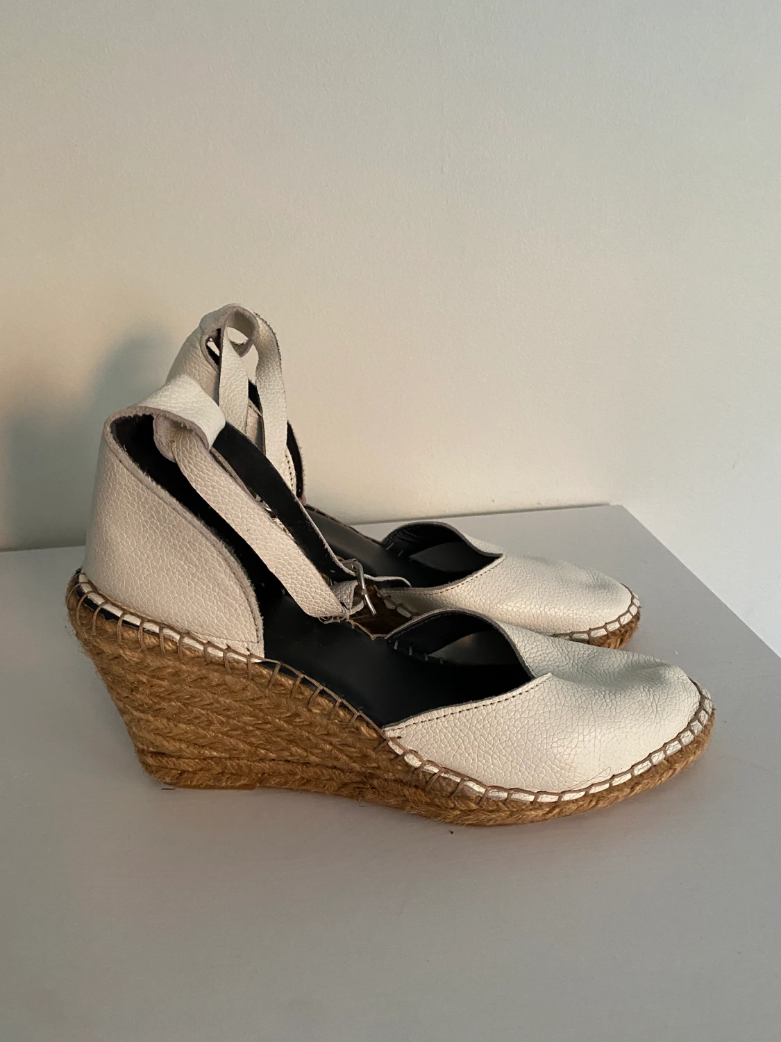 Sandaletter med kilklack