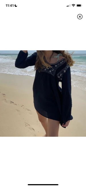 Strandklänning - En så fin strandklänning som är perfekt nu till sommaren!! 