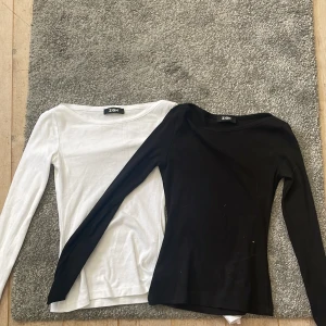 Tröjor - 2 jättefina figursydda tröjor får zign köpa på zalando för 100 kr styck. De är båtringade. Använda noll gånger bara testat tröjorna. Säljer då jag inte får nån användning av de. 150 kr för båda 75 för en+frakt, kontakta om du är interesserad😊
