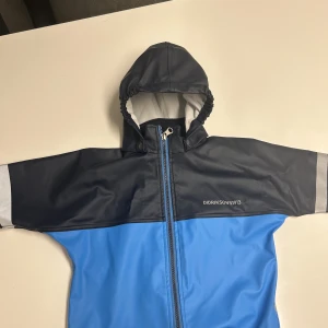 Didriksonsset - Galonset Didrikson storlek 80. Sparsamt använd och i bra skick. 