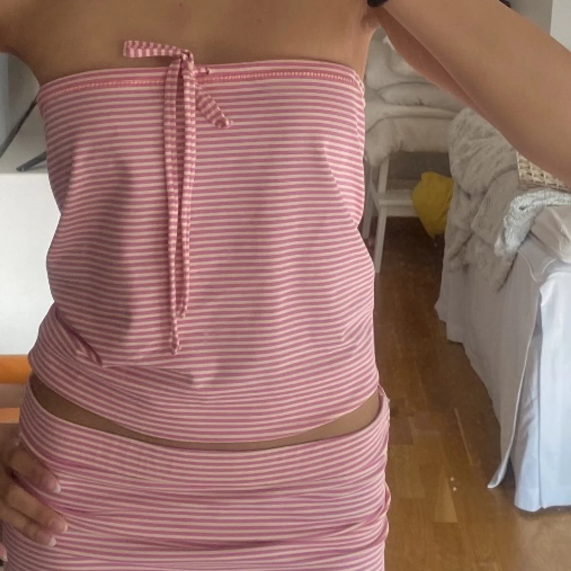 Handgjorda toppar och kjolar - 90