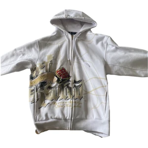 Full print zip hoodie - Y2k full print hoodie, inga tecken på användning och kvalitativt tyg och print. 