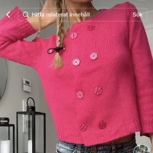 Söker Filippa k kofta - Söker denna rosa Filippa k koftan. Hör gärna av dig om du har en likadan!