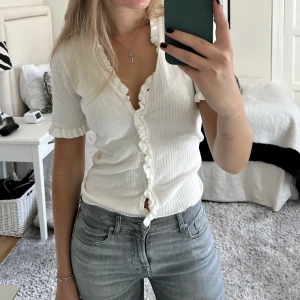 Topp från Neo Noir - Så söt topp från neo noir. Storlek s!💕