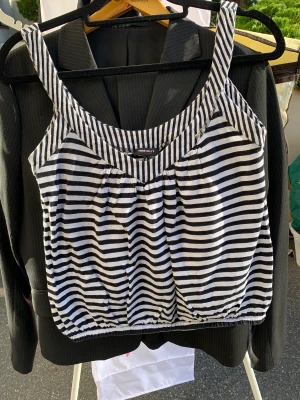 Topp - Linne i trikå