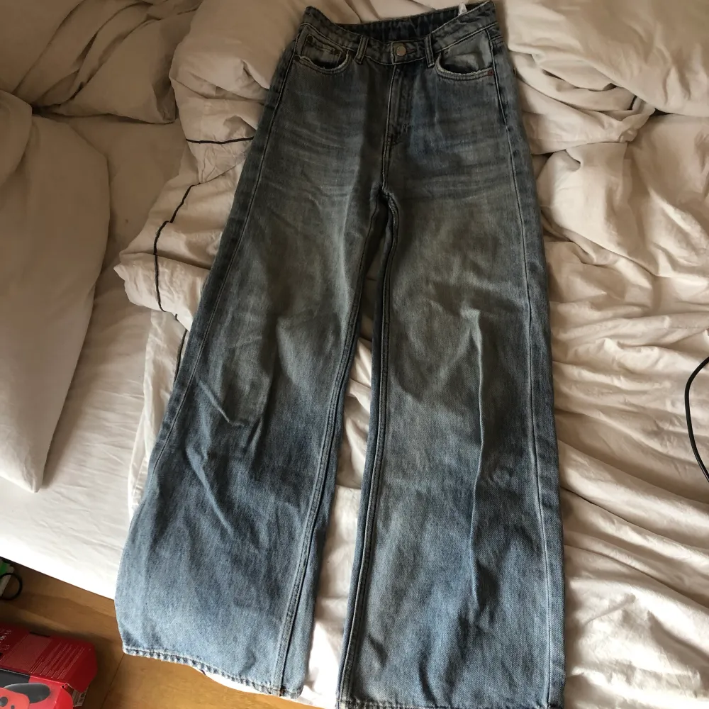 Weekday jeans i modellen ace. Storlek 34/30. Jeans & Byxor.