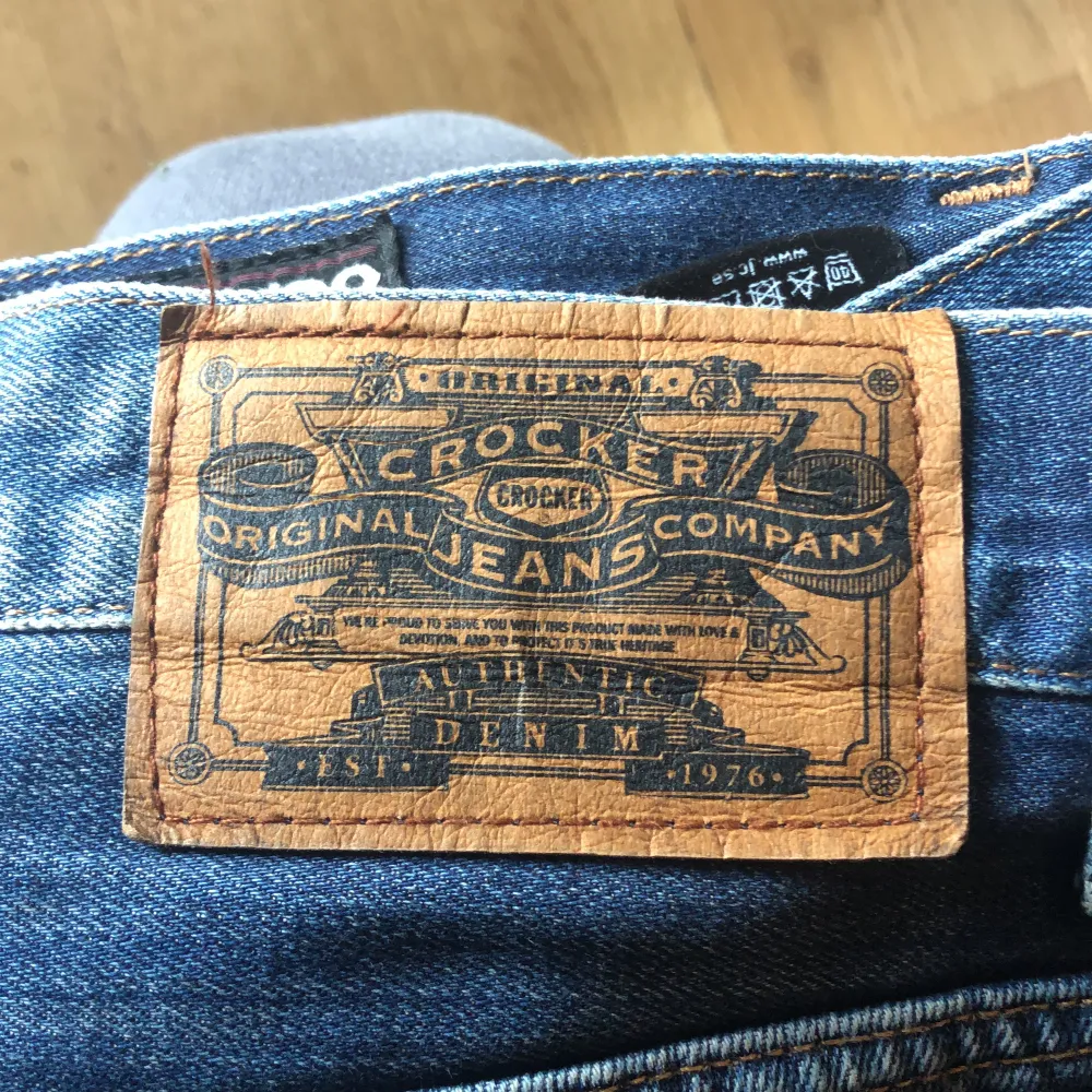 ÄKTA- Crocker original jeans company  Storlek 29/32  För män . Jeans & Byxor.