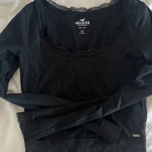 Topp - Baby tee från hollister