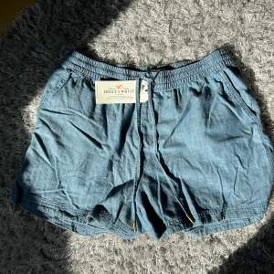 Shorts från lidex som är oandvända därför original pris. Men det går att diskuteras.