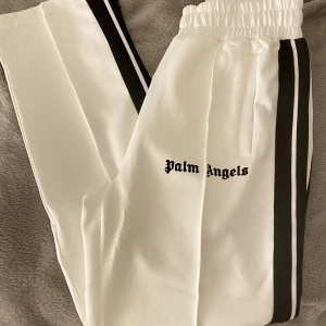 Palm angels byxor - Helt nya i fint skick och i storlek S