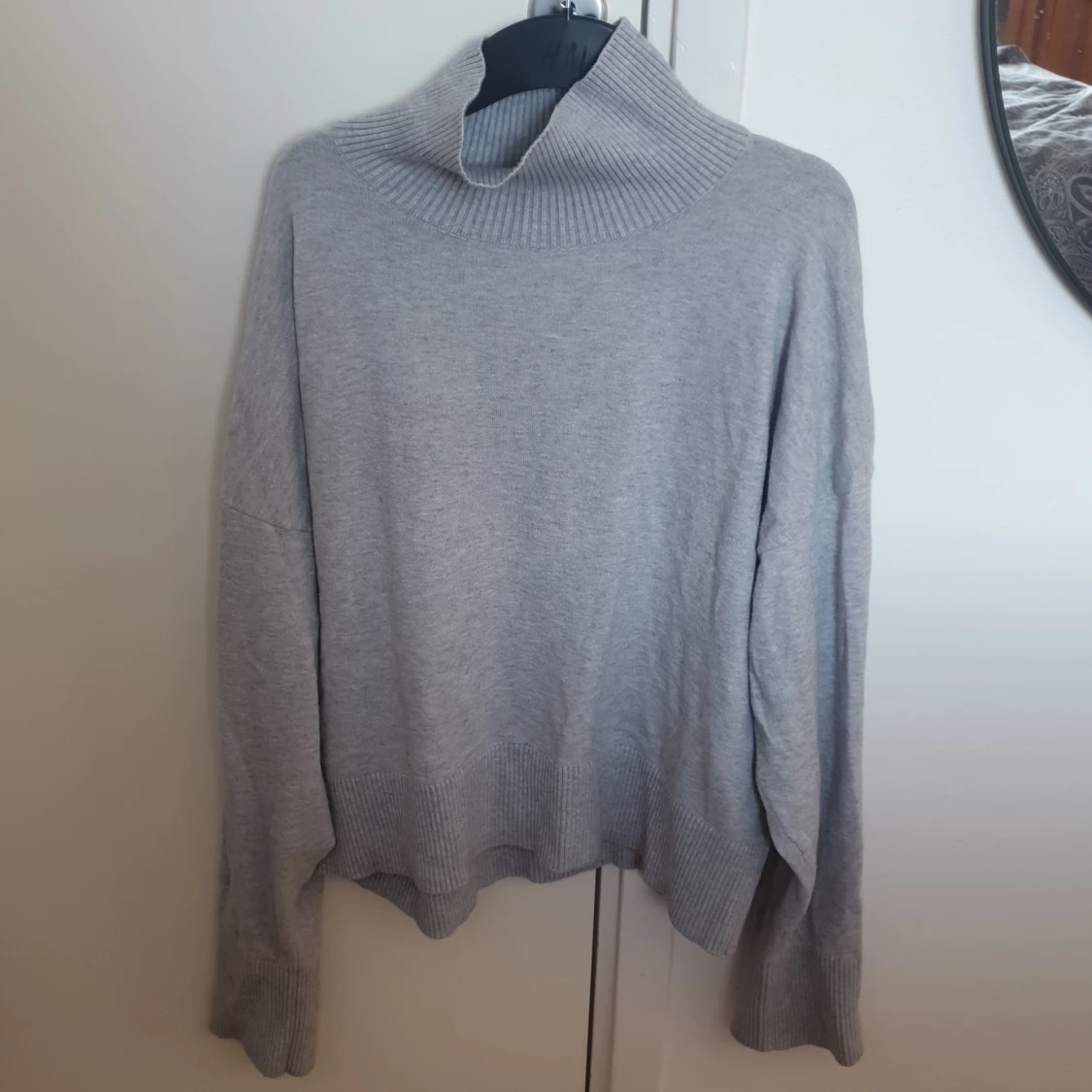 Grå polotröja  - 90