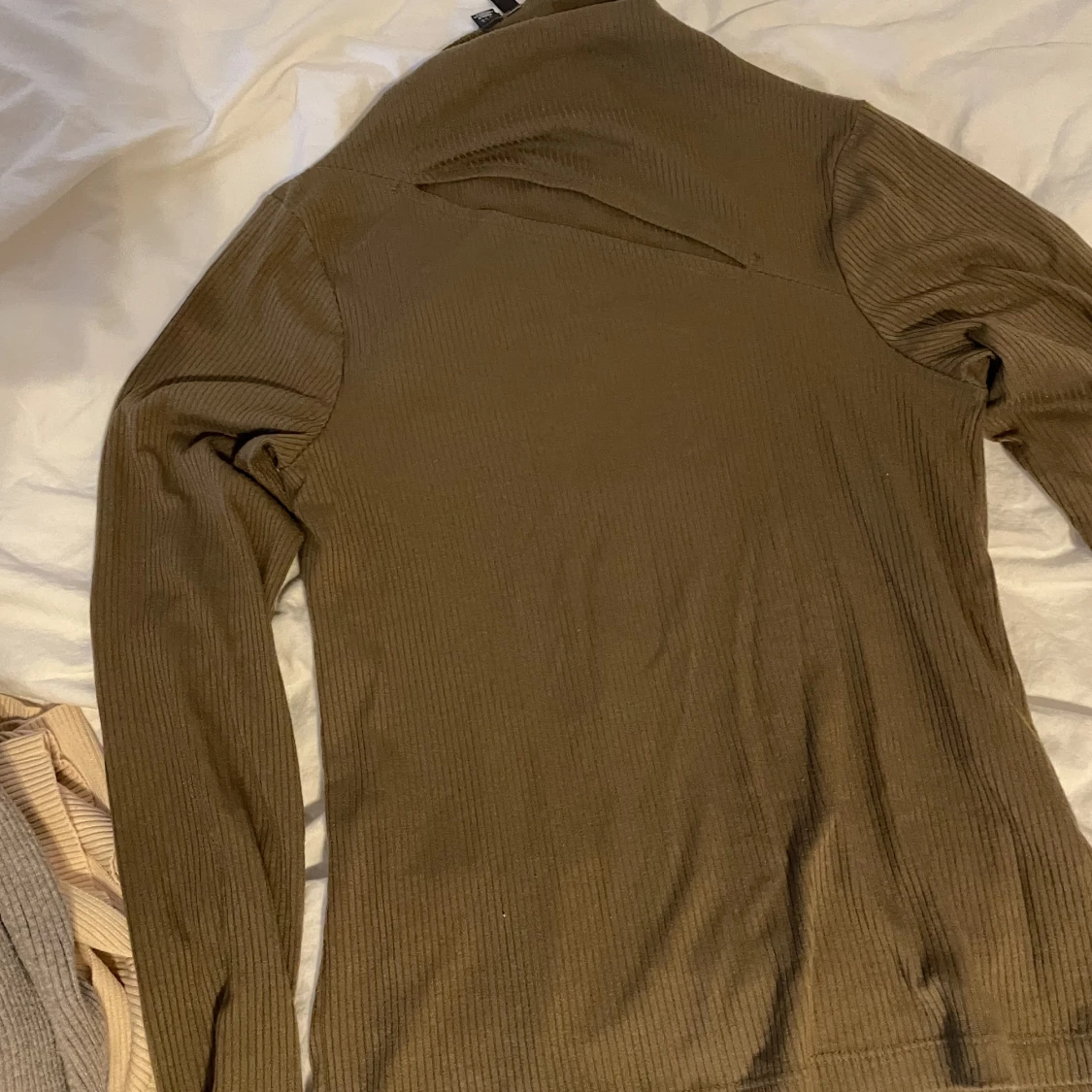 Ribbad tröja från vero moda - 90