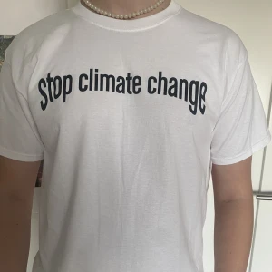 Stop Climate Change - Cotton, a fine t-shirt with a clear message😃