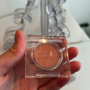 Ögonskugga caia  - Aldrig använd eller provad, nypris 255kr